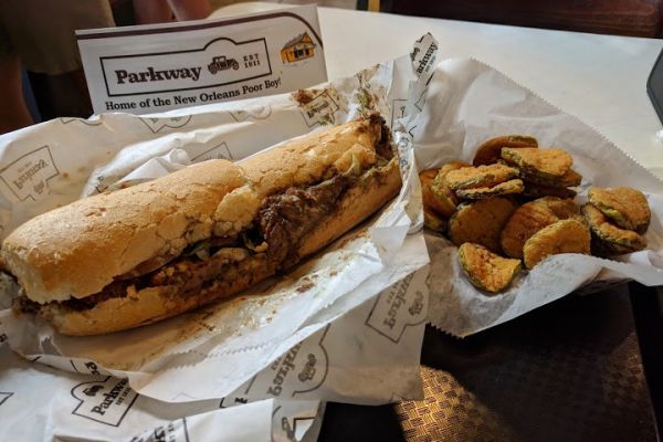Parkway Bakery & Tavern