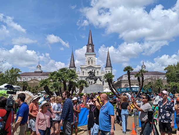 wp-content/uploads/French-Quarter-Festival.jpg