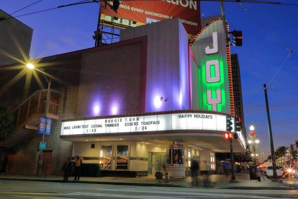 Shopping and Theatre Hub