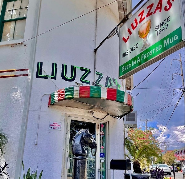 Liuzza’s Restaurant and Bar